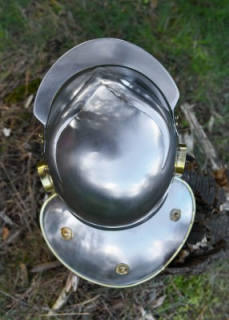 Römischer Legionärshelm