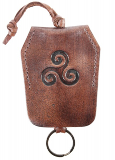 Schlüsselanhänger aus Leder mit Triskele, braun